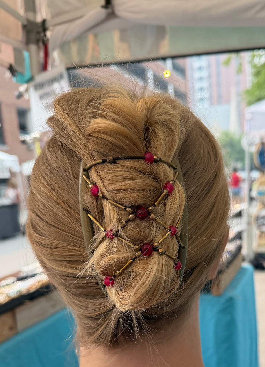 Tuby Gold Berry Hair Comb